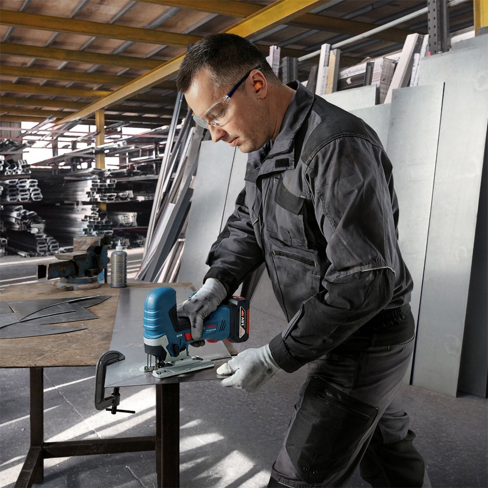Электролобзик Bosch GST 185-LI 06015B2022 купить,NaN