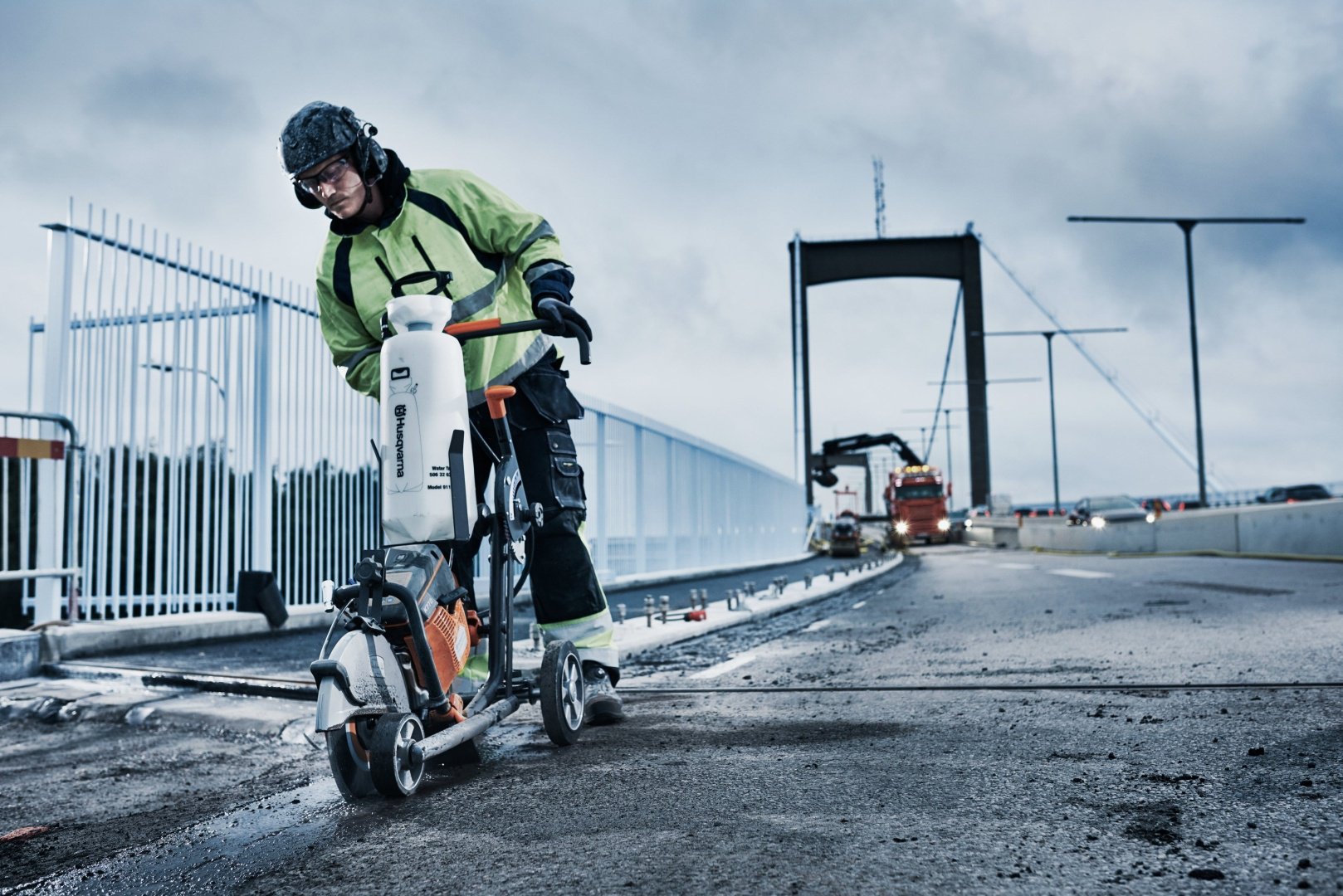 Бензиновый резчик Husqvarna K 770-14 купить,NaN