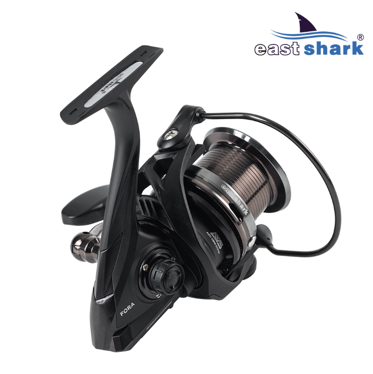 Катушка безынерционная EastShark Fora 6000