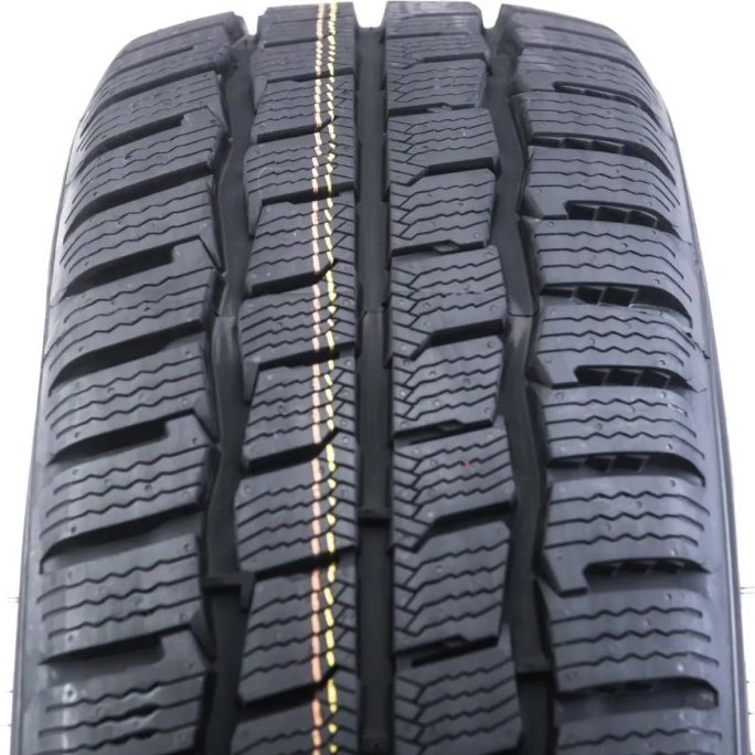 Kumho CW51 225/70 R15C 112 R без шипов купить,NaN