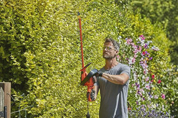 Кусторез Black&Decker BEHTS551-QS