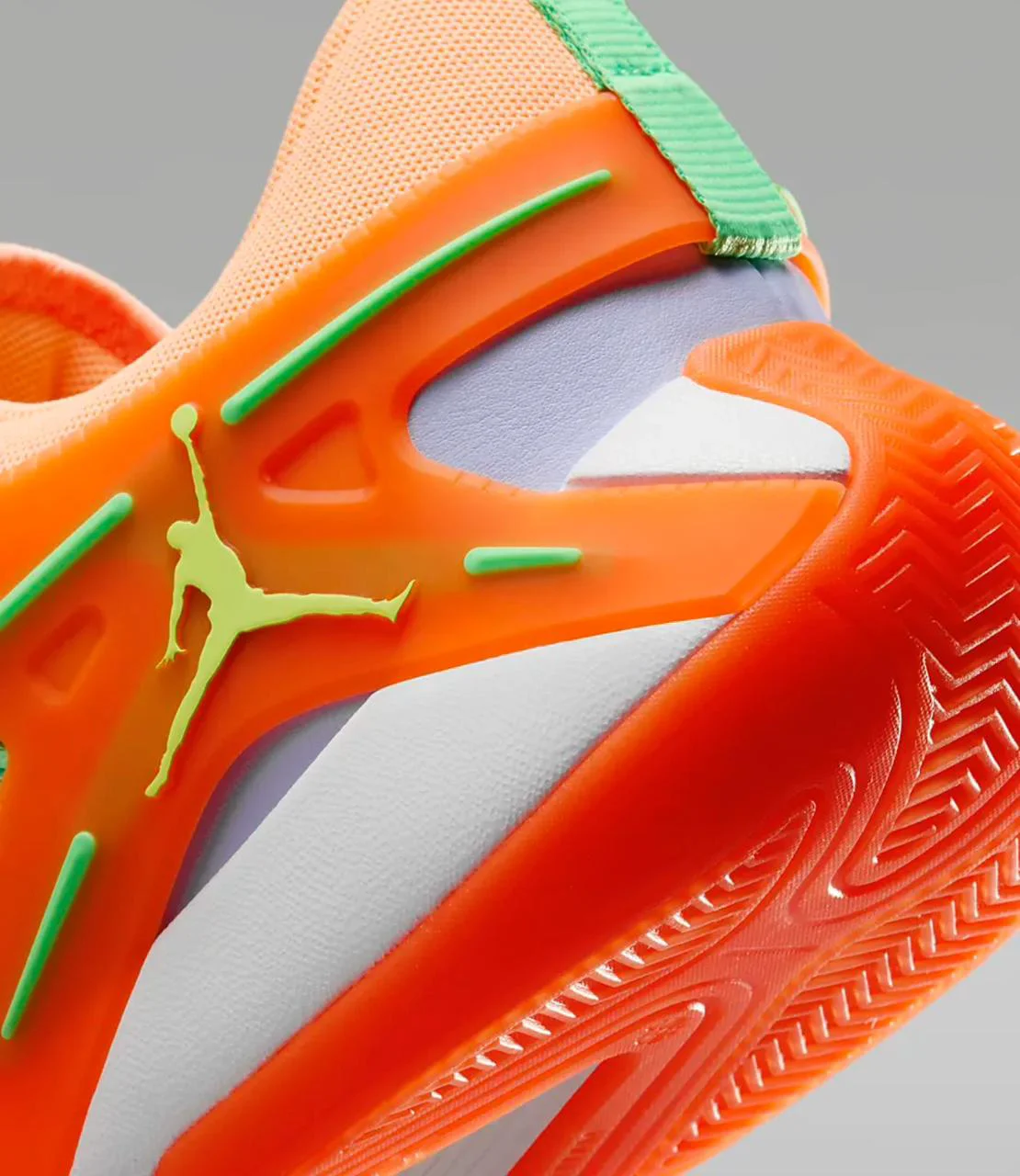 Кроссовки Nike Jordan Heir Series FQ3858-800 orange 40 - ForteMarket Кроссовки Nike Jordan Heir Series FQ3858-800 orange 40 купить,0