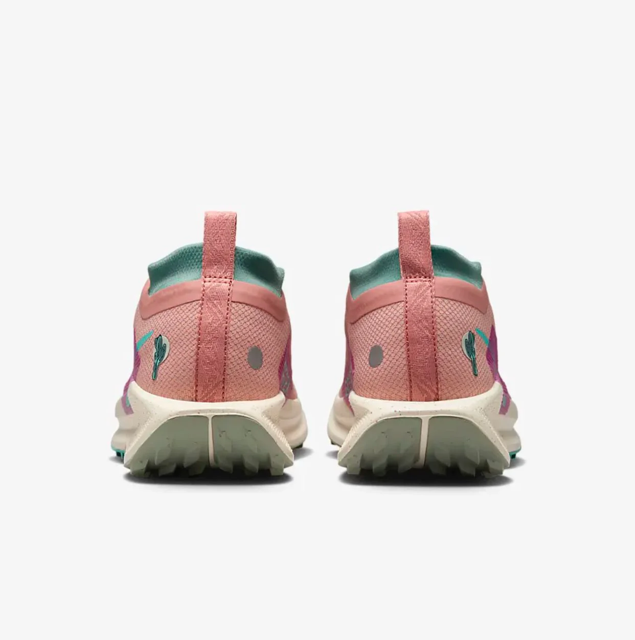 Кроссовки Nike Pegasus Trail 5 GORE-TEX FQ0912-600 pink 35