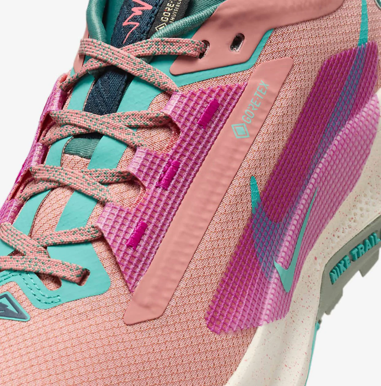 Кроссовки Nike Pegasus Trail 5 GORE-TEX FQ0912-600 pink 35