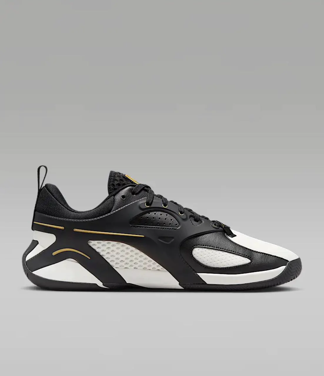 Кроссовки Nike Jordan Heir Series Classic FQ3858-007 white/black 40