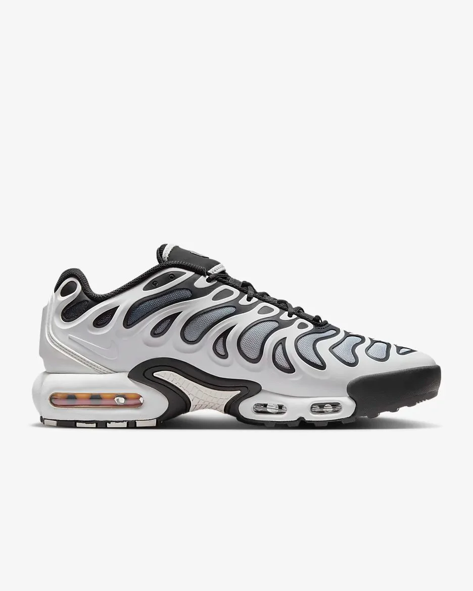 Кроссовки Nike Air Max Plus Drift FD4290-101 white-black 41.5 купить,NaN