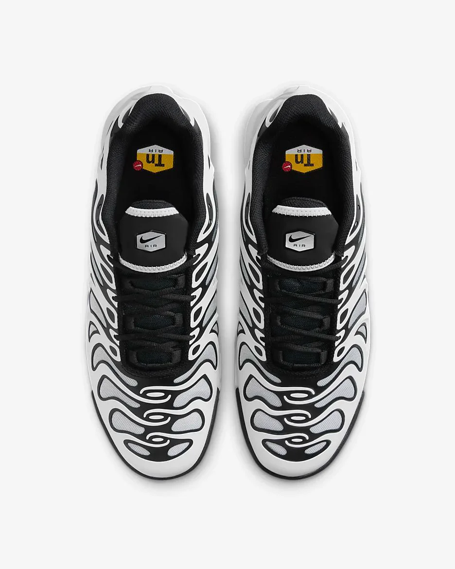 Кроссовки Nike Air Max Plus Drift FD4290-101 white-black 41.5 купить,NaN