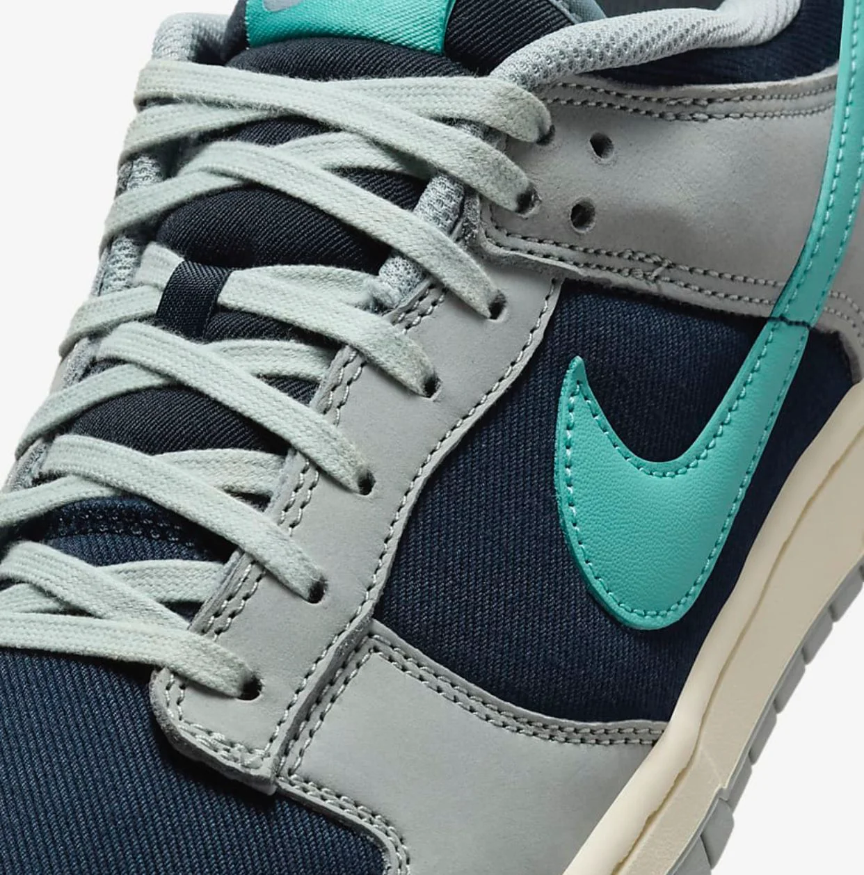 Кеды Nike Dunk Low Retro Premium FB8895-001 43 купить,NaN