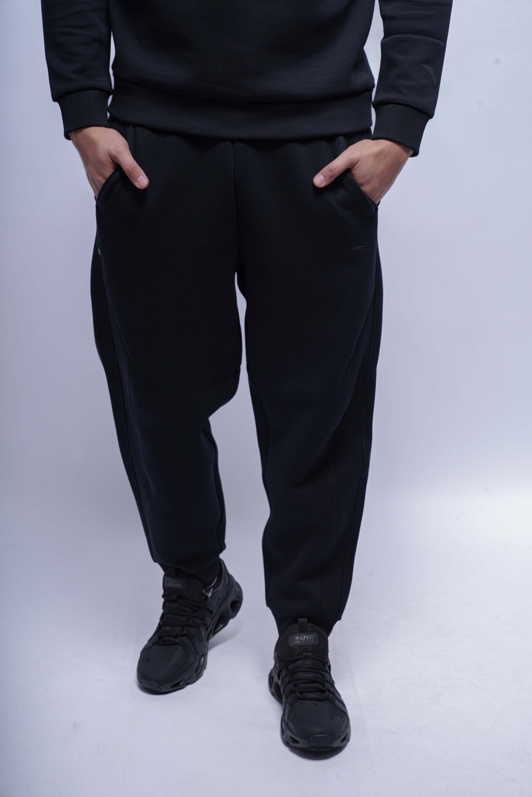 Спортивные брюки Anta черный