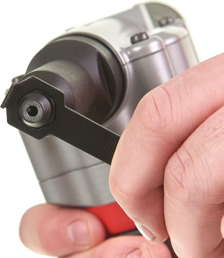 Электрический заклепочник Milwaukee M12 BPRT-0 4933464404
