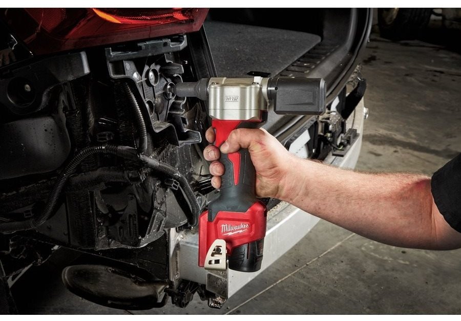Электрический заклепочник Milwaukee M12 BPRT-0 4933464404