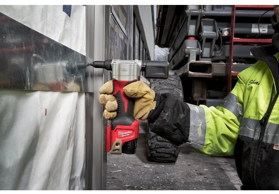 Электрический заклепочник Milwaukee M12 BPRT-0 4933464404 купить,181890
