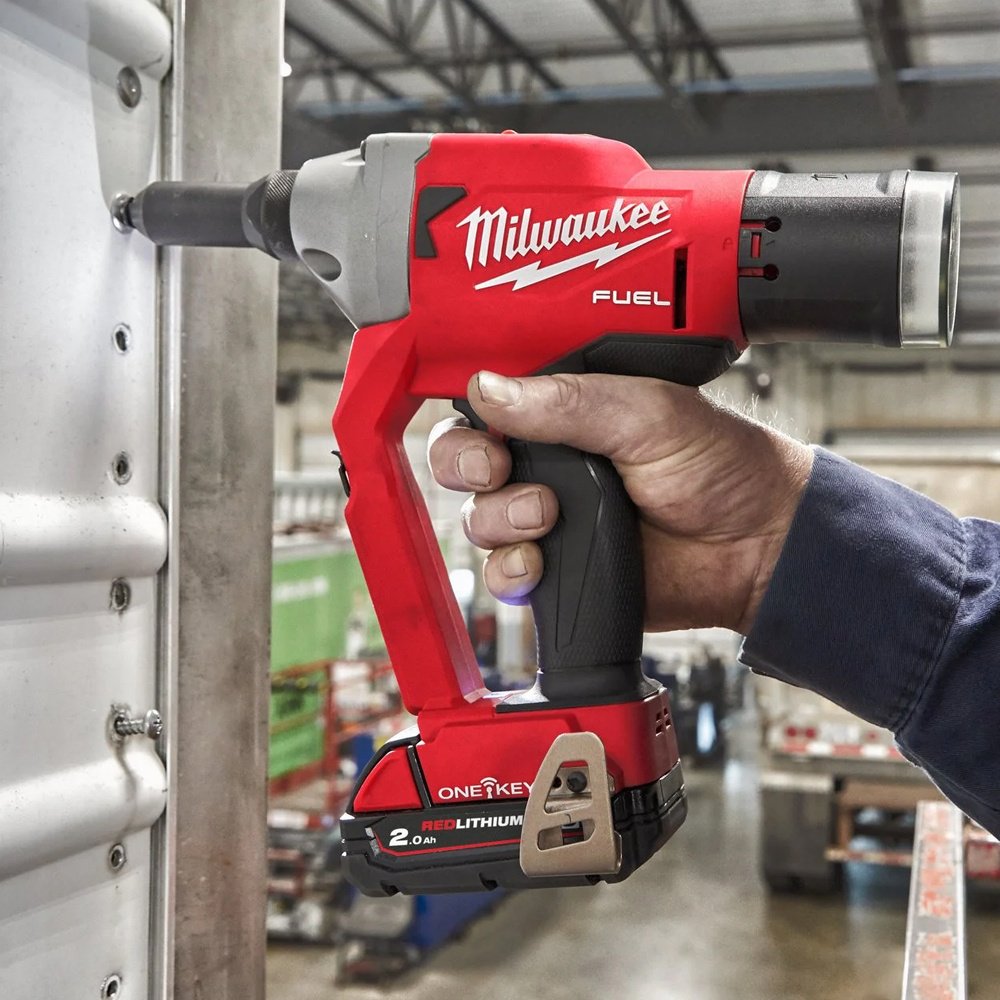 Электрический заклепочник Milwaukee M18 ONEFPRT-202X (4933478602) купить,NaN