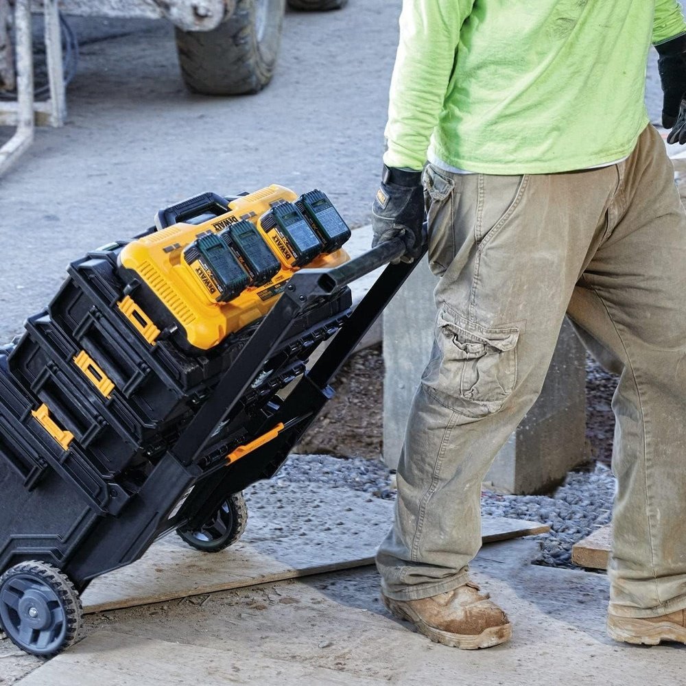 Зарядное устройство DeWALT DCB104-QW 1 шт