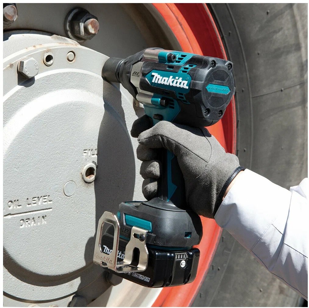 Makita гайковерт DTW700Z купить,161260