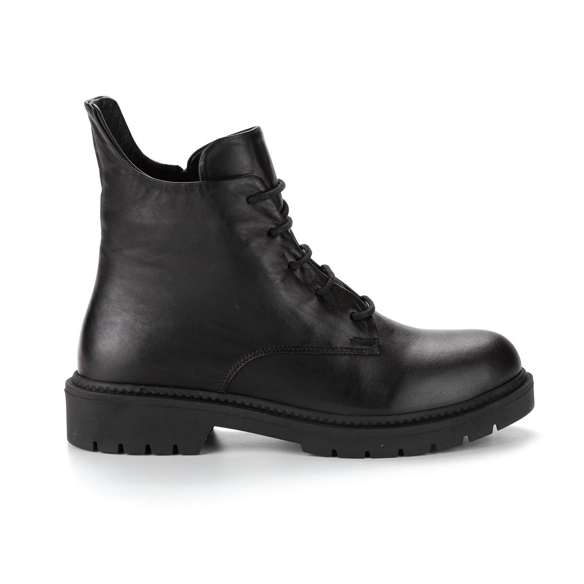 Ботинки Corta Mussi CM-272SIYAH black 40 купить,NaN