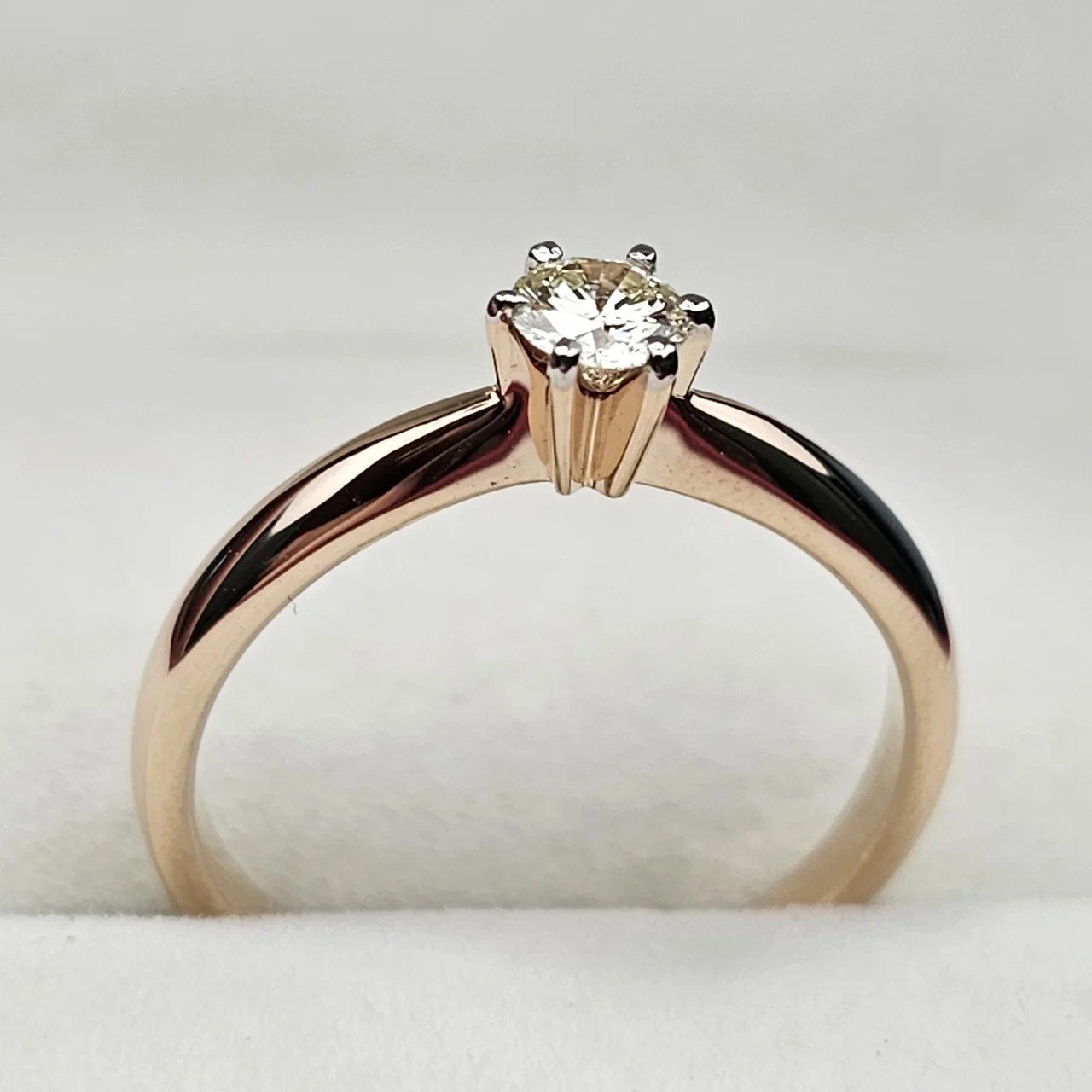 Кольцо Deimantas 110125485 17,5р 0,282ct.