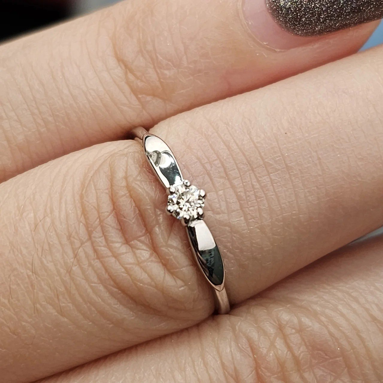 Кольцо Deimantas 110125456 16,5р 0,1ct. купить,NaN
