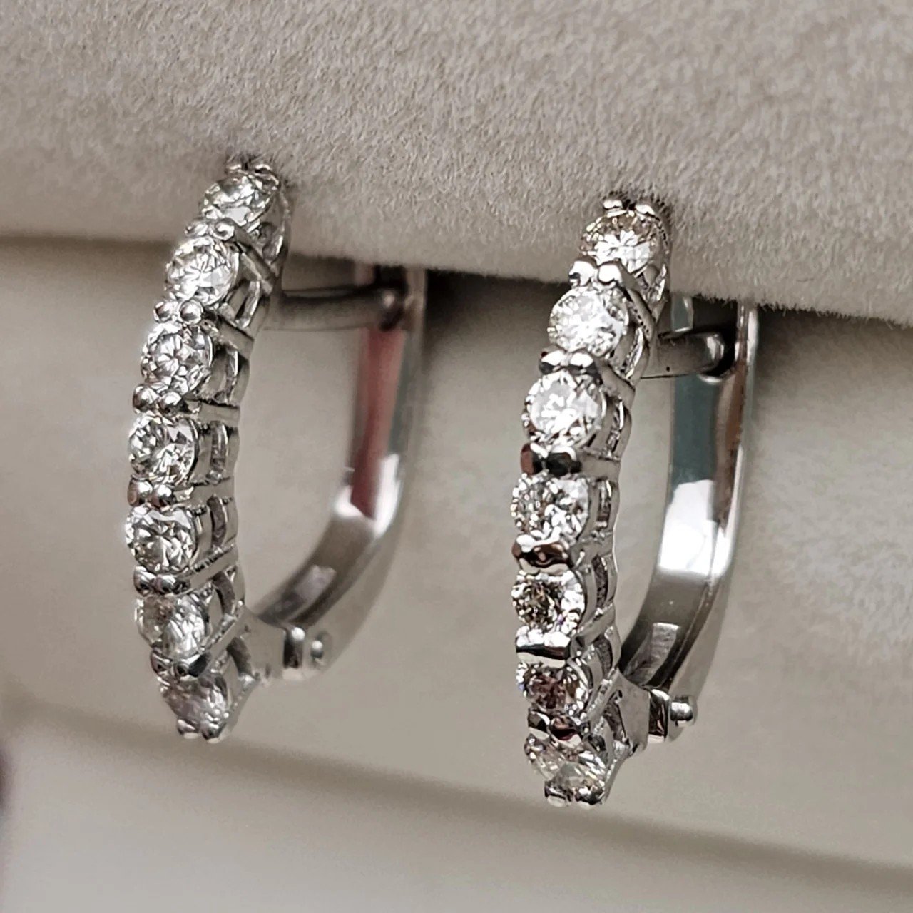 Серьги Deimantas 110125562 2,79гр 0,65ct. купить,NaN