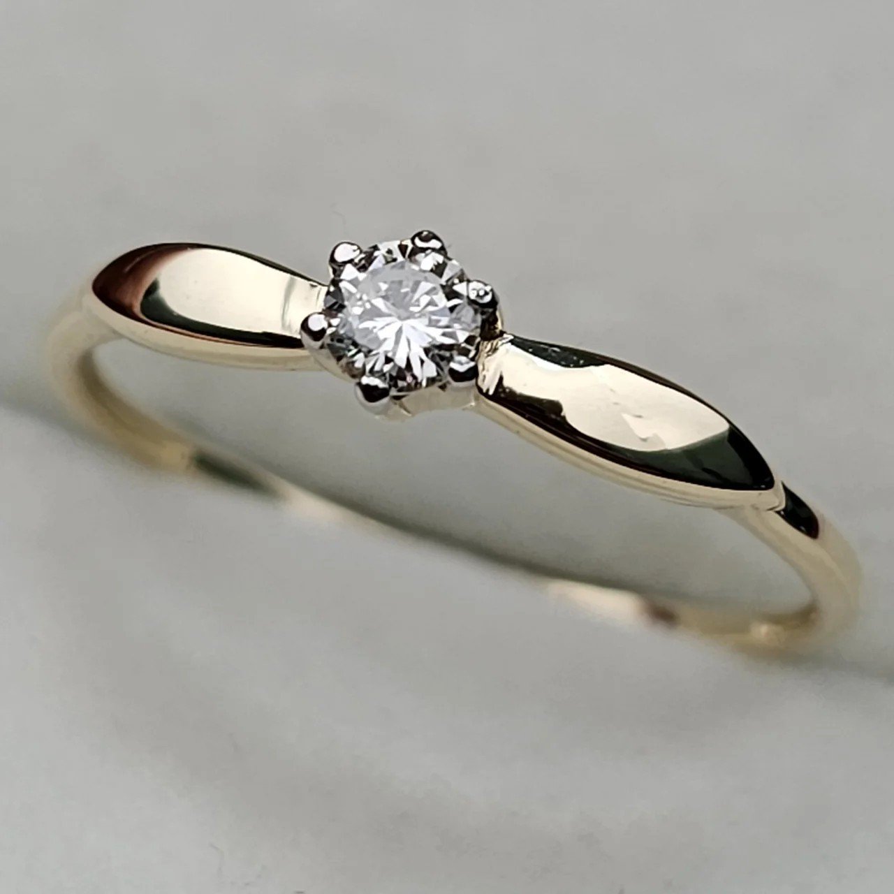 Кольцо Deimantas 110125474 16р 0,12ct. купить,NaN