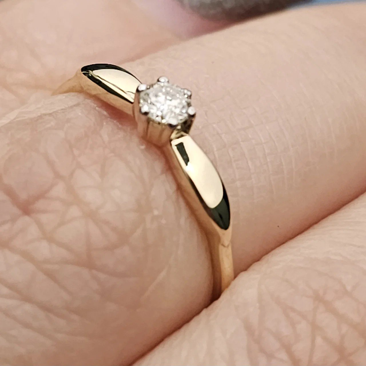 Кольцо Deimantas 110125474 16р 0,12ct. купить,NaN