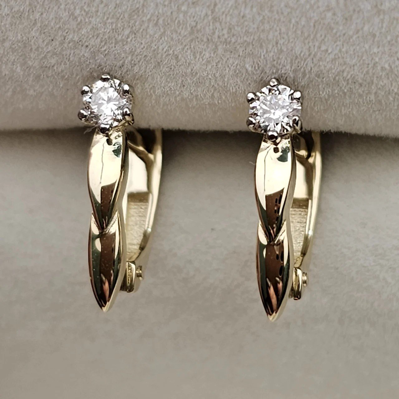 Серьги Deimantas 110125509 1,94гр 0,22ct. купить,NaN