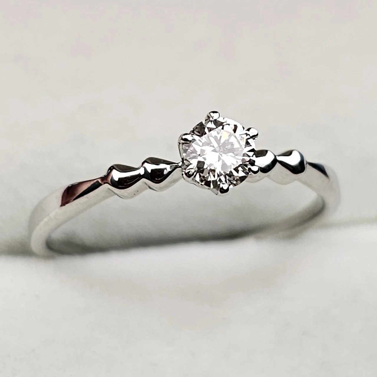 Кольцо Deimantas 110125450 17р 0,254ct. купить,NaN