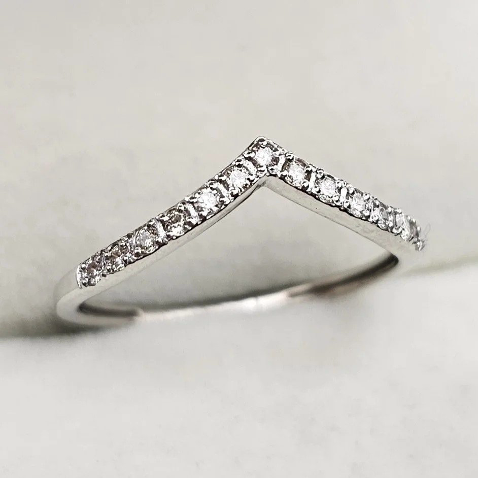 Кольцо Deimantas 110125460 16р 0,09ct. купить,NaN