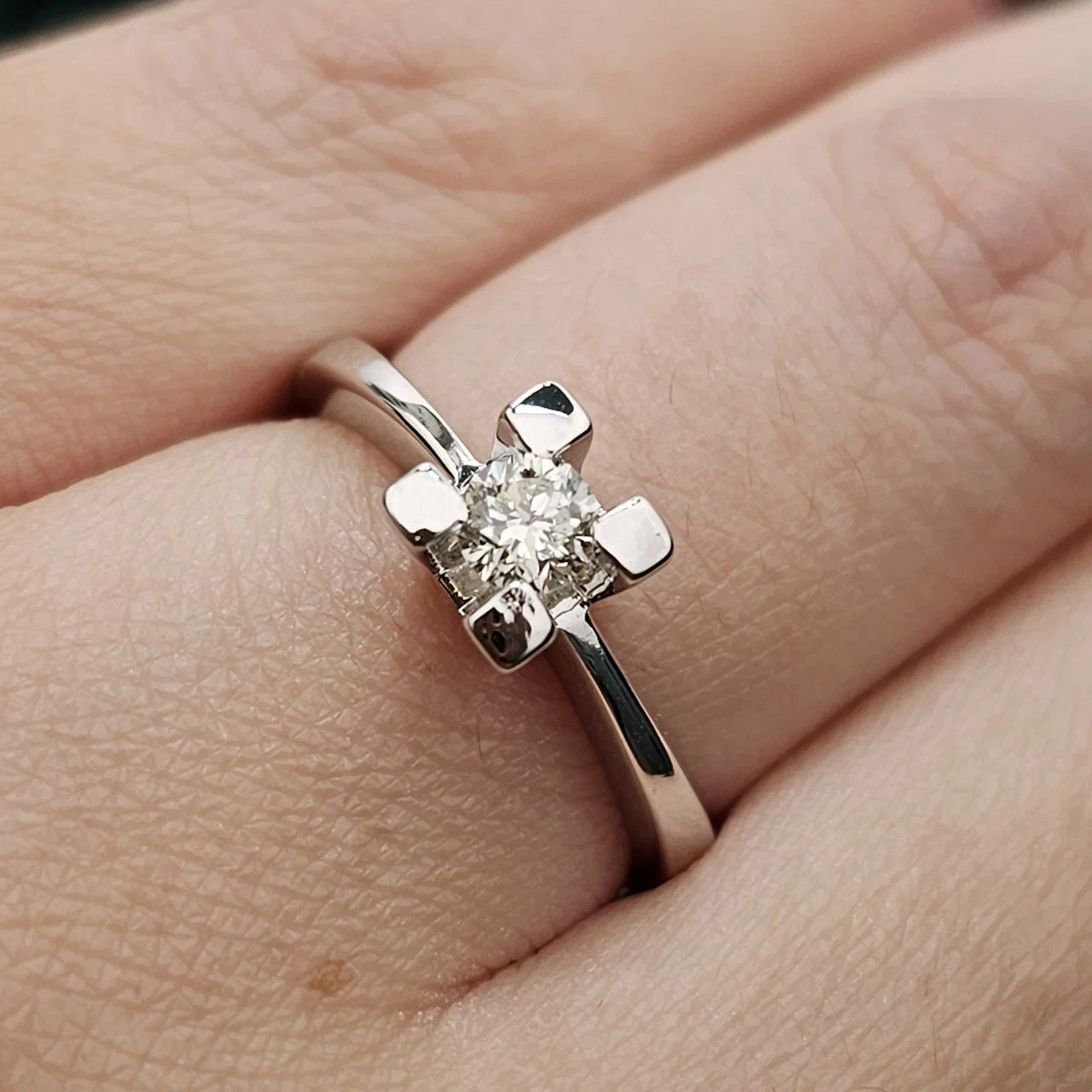 Кольцо Deimantas 110125444 17р 0,28ct. купить,NaN