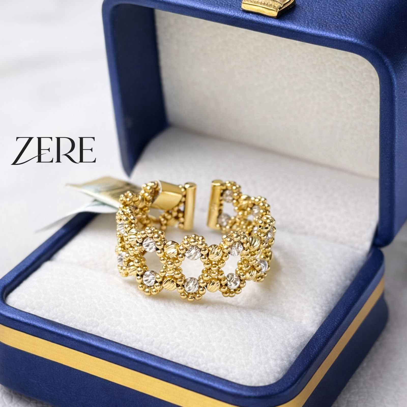 Кольцо Zere ажурное с фианитами 4.84гр купить,472000