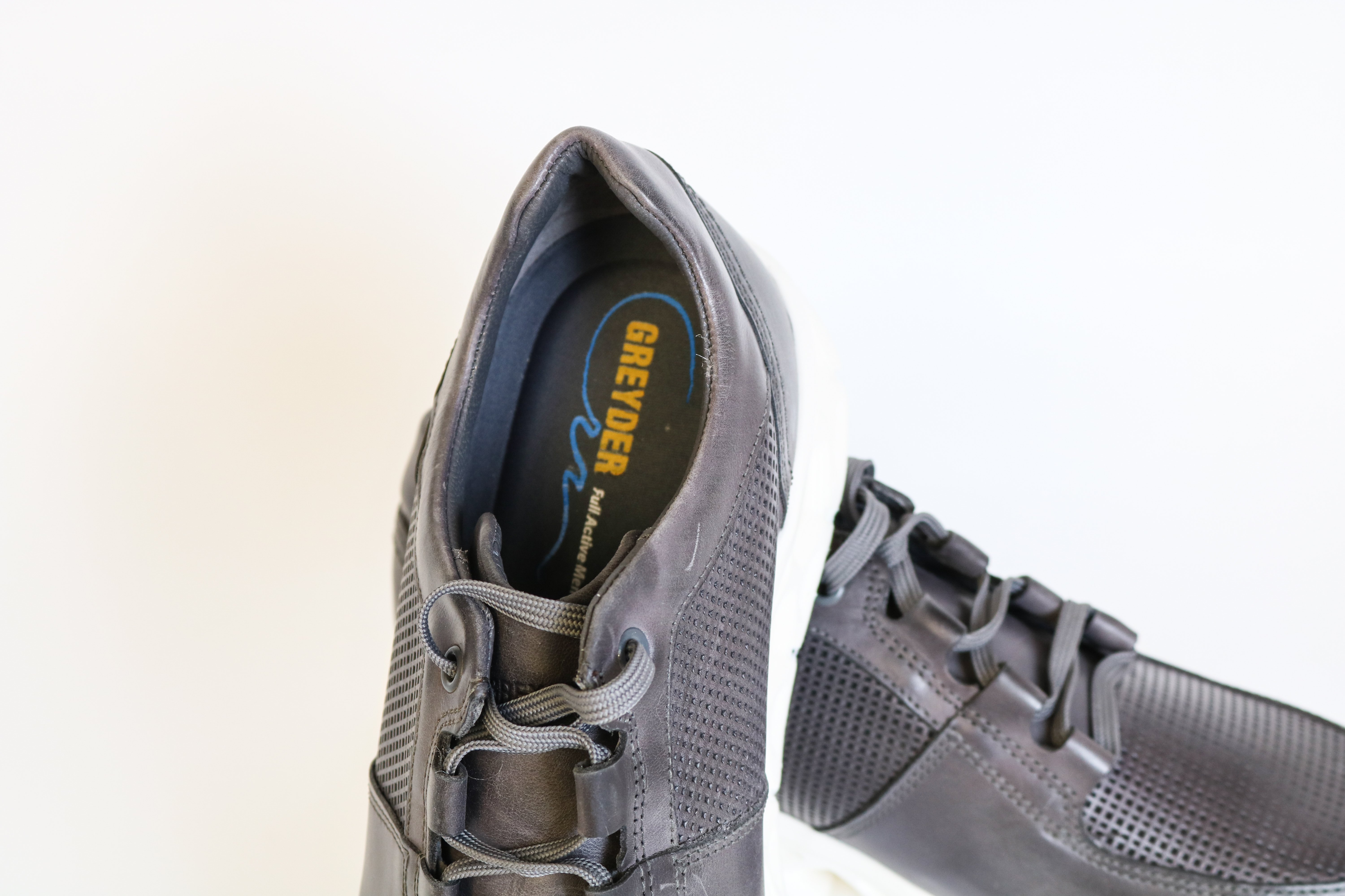 Кроссовки Greyder 13141 Gray 44 купить,NaN