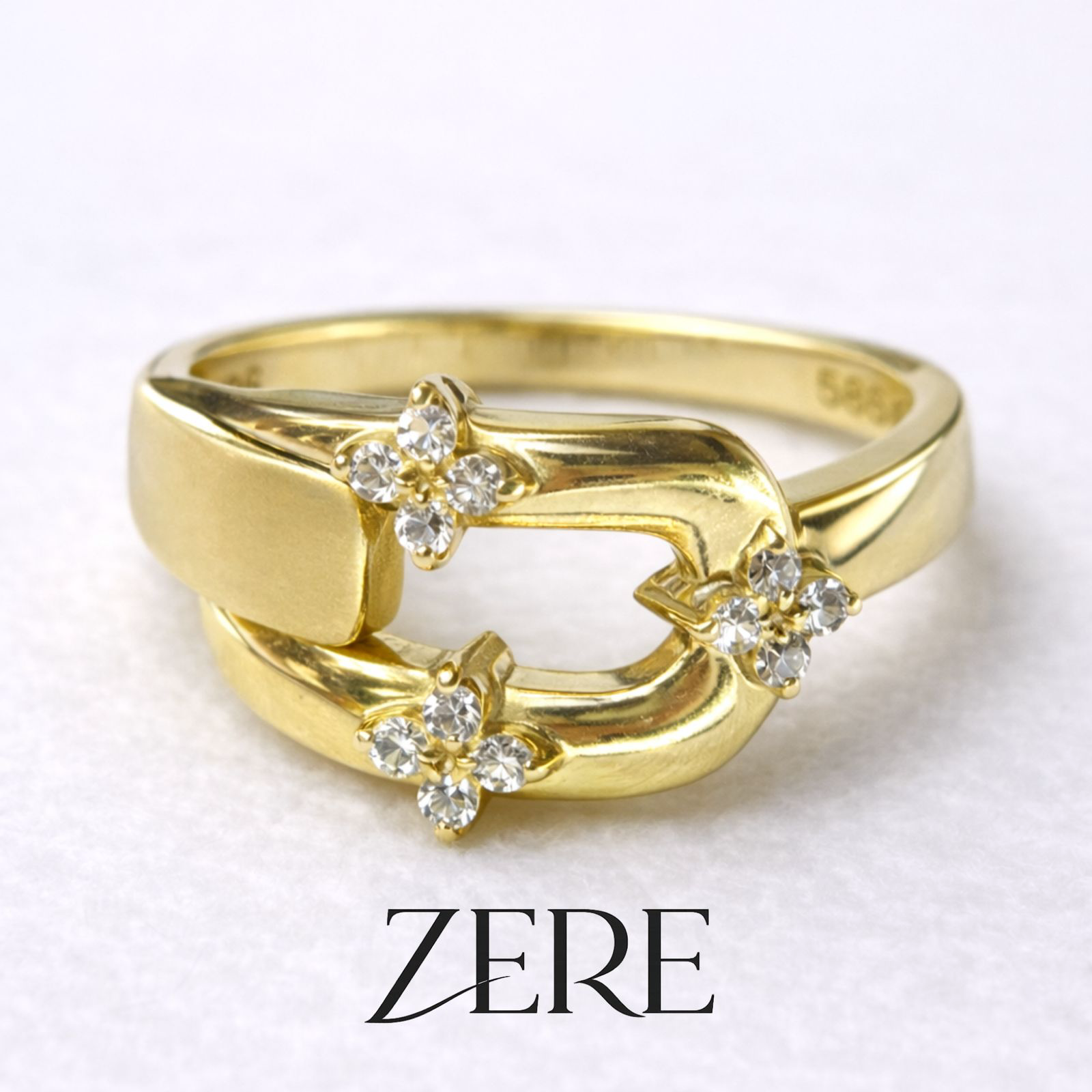 Кольцо Zere с цветами и камнями 19р 3.84гр купить,317600