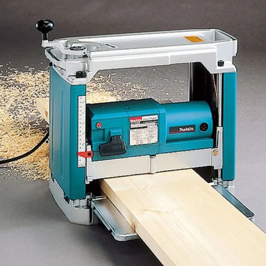 Рейсмусовый станок Makita 2012NB купить,NaN