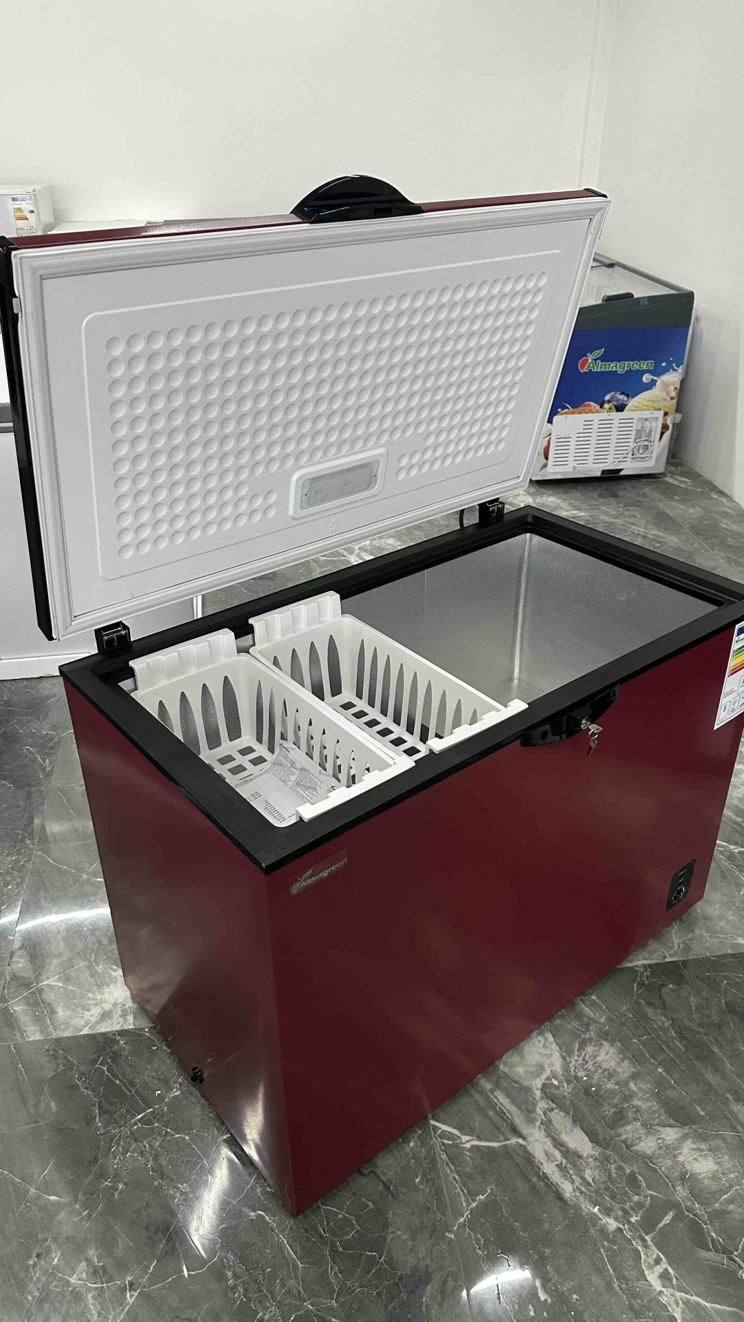 Морозильник Almagreen BD/BC-350R 350 л бордовый купить,NaN