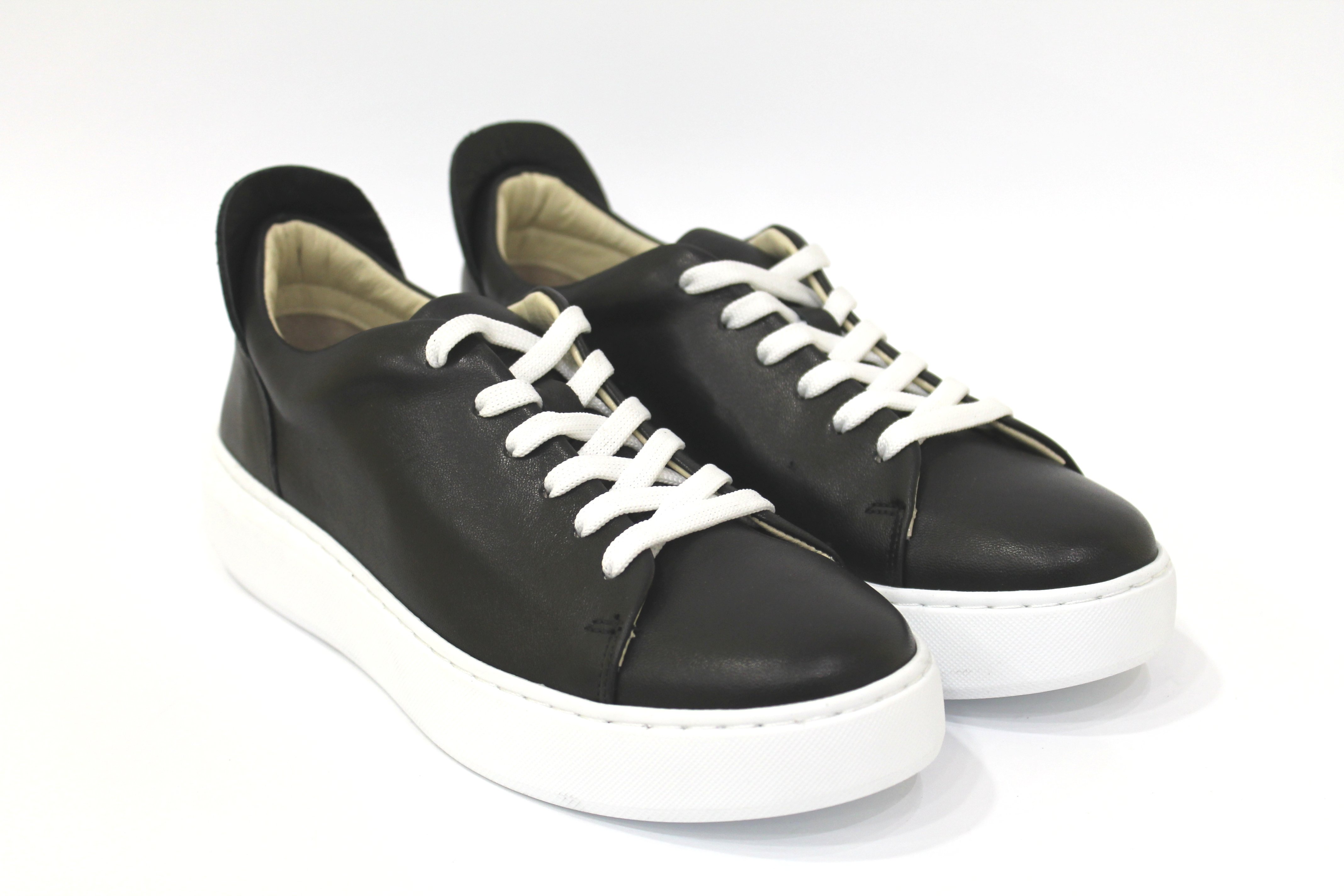 Кеды WOT'S WF574 Black 38 купить,NaN