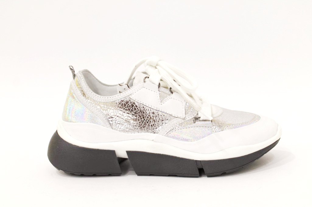 Кроссовки WOT'S Fashion 063-060 White 39 купить,NaN
