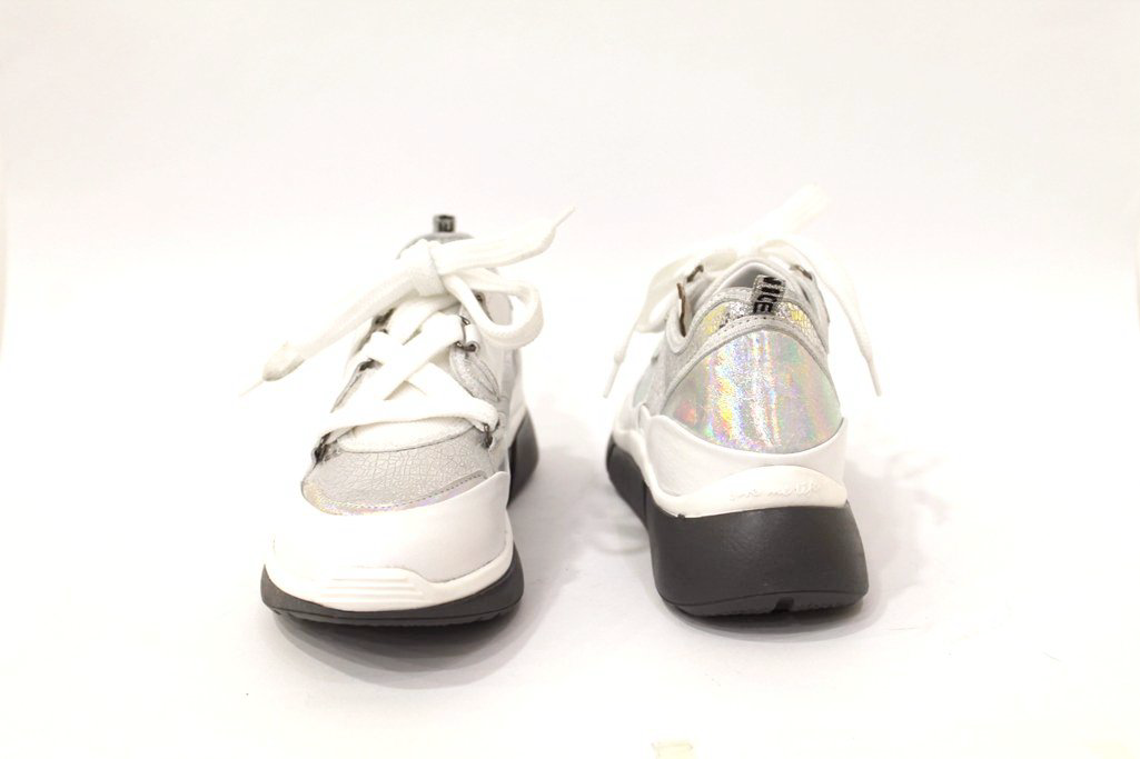 Кроссовки WOT'S Fashion 063-060 White 39 купить,NaN