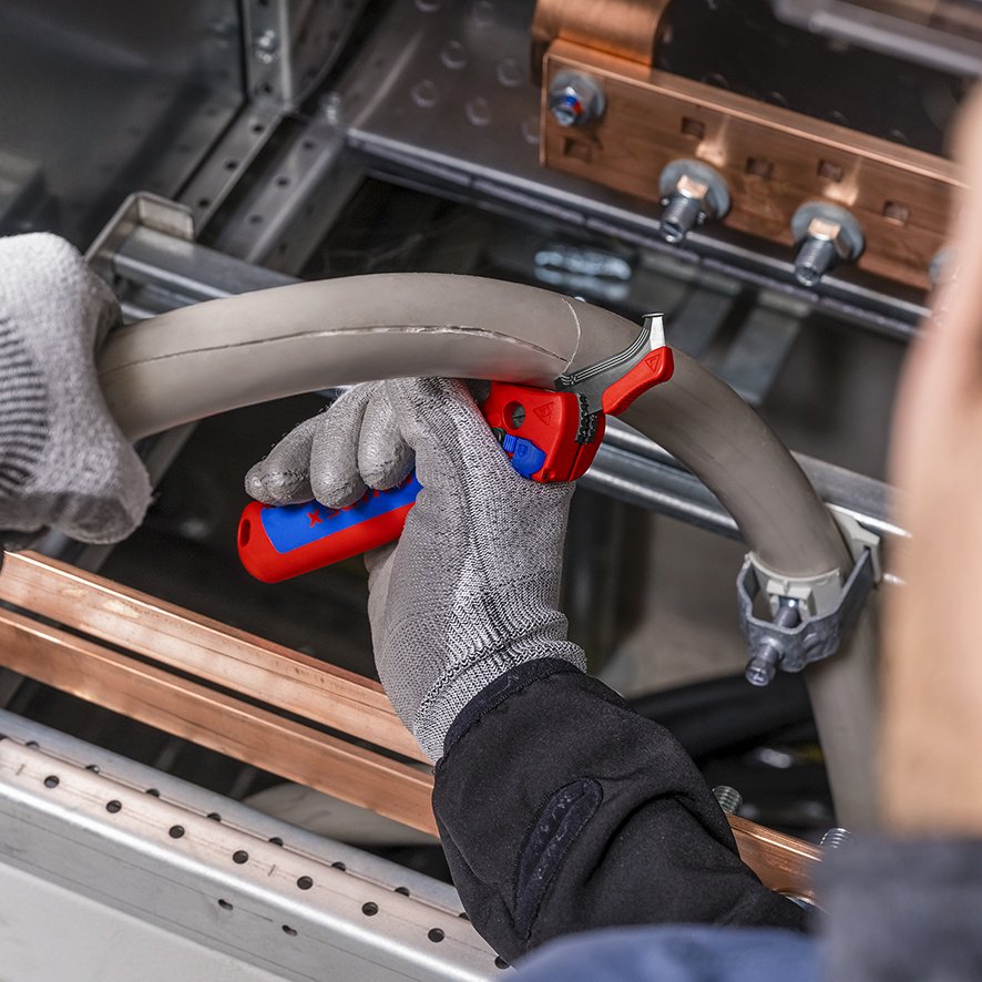 Knipex нож для снятия изоляции 16 50 145 SB 1 шт