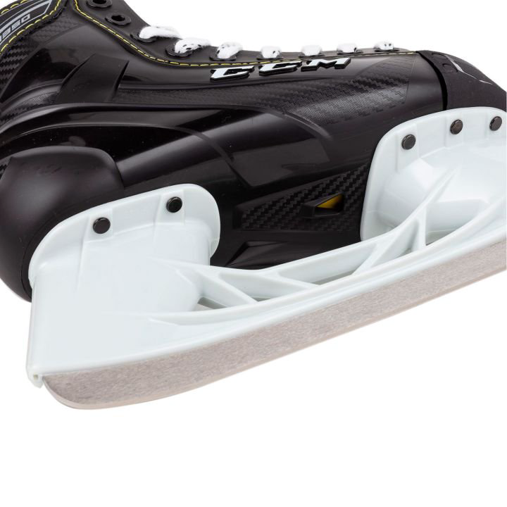 Коньки CCM SK Supertacks 9.0D 44,5 черные купить,NaN