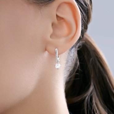 Серьги Diamant 94-121-00043-1 вес 2.22 г серебро, фианит купить,13719