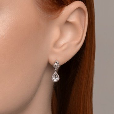 Серьги SOKOLOV 72-00359-3 вес 3.18 г золото, бриллиант купить,636960