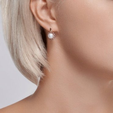 Серьги Diamant 51-220-02091-1 вес 3.88 г золото, бриллиант, культивированный жемчуг купить,663105