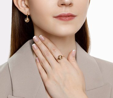 Серьги SOKOLOV 1021320 вес 4.3 г золото, бриллиант купить,467000