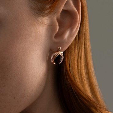 Серьги SOKOLOV 92022533 вес 4.36 г серебро, фианит, гранат купить,30785