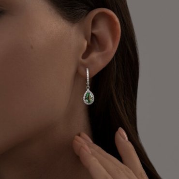 Серьги SOKOLOV 92022811 вес 3.58 г серебро, фианит, ситалл купить,30000
