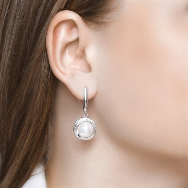 Серьги SOKOLOV 94023490 вес 8.79 г серебро, жемчуг, фианит купить,NaN