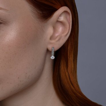 Серьги Diamant 94-120-02130-1 вес 2.74 г серебро, фианит купить,NaN