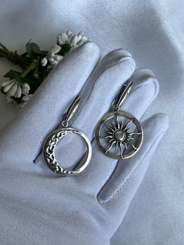 Серьги Красная пресня 33012010 вес 7.30 г серебро, без вставок купить,26676
