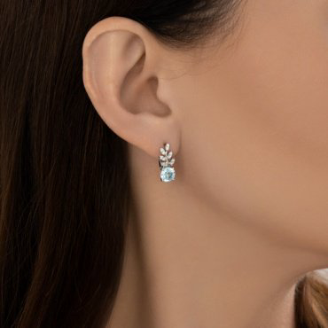 Серьги SOKOLOV 92023166 вес 2.66 г серебро, фианит, топаз купить,NaN