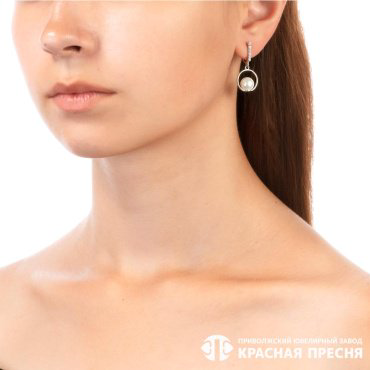 Серьги Красная пресня 33612932Д вес 3.7 г серебро, имитация жемчуга, фианит купить,30780